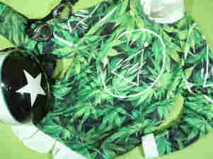 KW̃s@}t@i̒sVc@g[i[@MARIJUANA Tshirt@喃sVc@Jbg\[