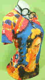 レディース　フリーダカーロのＴシャツ　女性サイズ　フリーダＴシャツ　Frida Kahlo T-shirt