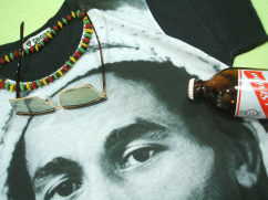 {u}[[sVc@Bob Marley T-shirt@X^@QG@{uE}[[̂sVc