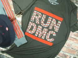 ヒップホップＴシャツ RUN DMC t-shirt　HIP HOP のＴシャツ　ランディーエムシーＴシャツ