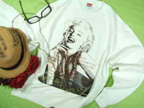 }[̃g[i[@@XEFbg@}sVc@}[̂sVc@Marilyn Tshirt