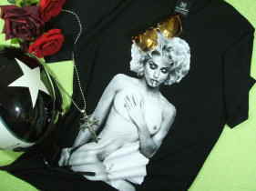 }hîsVc@Madonna Tshirt@}hik[hsVc