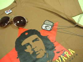 `FEQôsVc@QosVc@CHE GUEVARA Tshirt@L[ov̂sVc CUBA T-sh