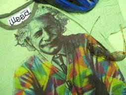 アインシュタインのＴシャツ　自転車アインシュタインＴシャツ　言葉　教訓　デザインＴシャツ　Albert Einstein Tshirt