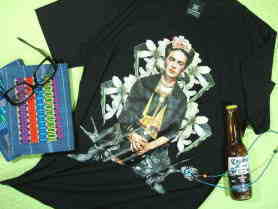 フリーダのTシャツ　フリーダ・カーロのTシャツ　Frida Kahlo T-shirt