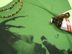 {u}[[sVc@Bob Marley T-shirt@X^@QG@{uE}[[̂sVc