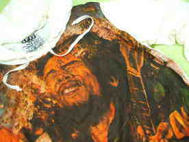 長袖Ｔシャツ生地パーカー　ボブマーリー長袖Ｔシャツ　ロンT　Bob Marley T-shirt　ボブ・マーレーのＴシャツ