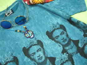 フリーダカーロのＴシャツ　Frida Kahlo T-shirt　フリーダＴシャツ