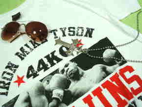 マイクタイソンのＴシャツ　ボクシングＴシャツ　Boxing T-shirt　Mike Tyson Tshirt　世界ヘビー級チャンピオン