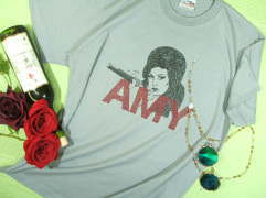 GC~[CnEX̂sVc@VK[@܁@bNsVc@QVNu@bNsVc@CMX@H[JXg@Amy Winehouse T-shirt