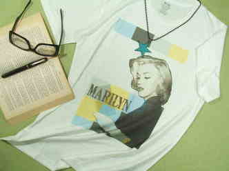 }sVc@}[̂sVc@Marilyn Tshirt