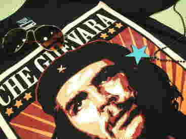 `FEQôsVc@QosVc@CHE GUEVARA Tshirt