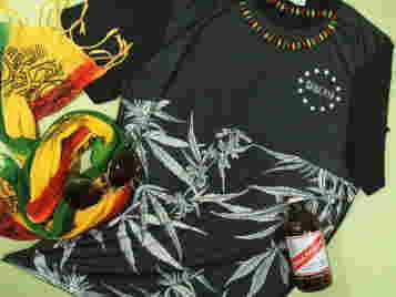 KŴsVc@}t@îsVc@MARIJUANA Tshirt@喃sVc