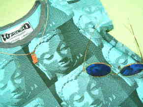 レディース　仏教Tシャツ　仏陀のＴシャツ　女性サイズ　ブッダＴシャツ　インドの神様Ｔシャツ