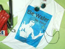 u[X[@sVc@ɂȂF@Bruce lee Tshirt@̂sVc@u[X[sVc