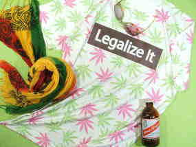 KŴsVc@}t@îsVc@MARIJUANA Tshirt@喃sVc