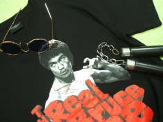カンフーＴシャツ　映画　燃えよドラゴン　鏡の間　ブルースリーのＴシャツ　Bruce lee Tshirt　李小龍のＴシャツ　格闘技　中国拳法