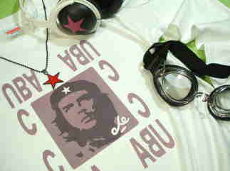 `FEQôsVc@@QosVc@T@CHE GUEVARA Tshirt