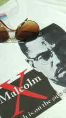 Ｔシャツ　ブラックライブズマターのＴシャツ　ブラックパンサーのＴシャツ　ロンT　マルコムエックスのＴシャツ　長袖　Malcolm X T-shirts