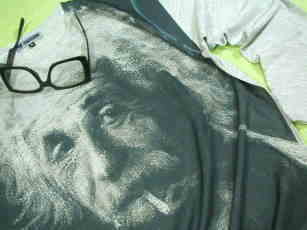 sVc@@ACV^ĈsVc@T@ACV^C@Albert Einstein T-shirt