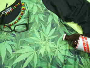 長袖Ｔシャツ　ロンT　ガンジャのＴシャツ　マリファナのＴシャツ　MARIJUANA Tshirt　大麻Ｔシャツ