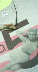 }[̂sVc@}sVc@}[̂sVc@Marilyn Tshirt