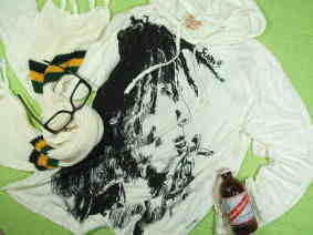 ボブマーリーＴシャツ　Bob Marley T-shirt　長袖　ロンT　ラスタ　レゲエ　ボブ・マーレーのＴシャツ